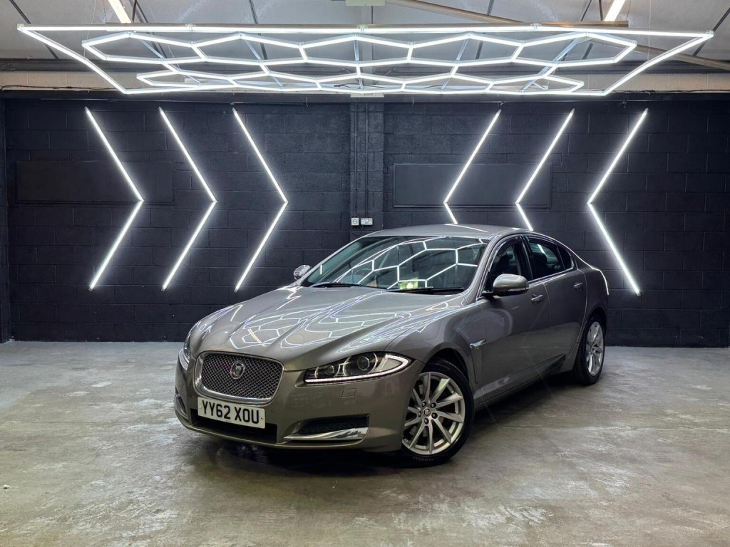 JAGUAR XF 2.2d Premium Luxury Auto Euro 5 (s/s) 4dr