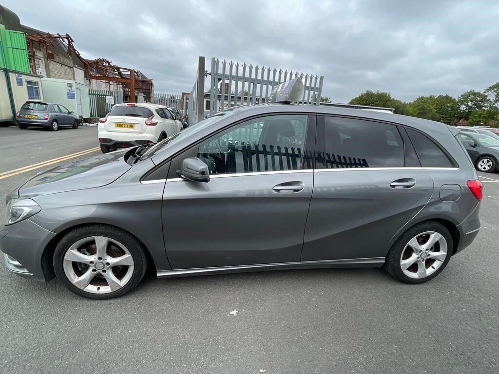 MERCEDES-BENZ B CLASS