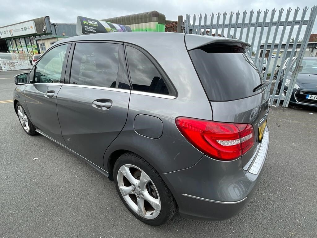 MERCEDES-BENZ B CLASS