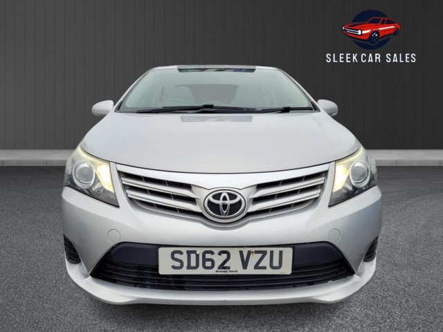 TOYOTA AVENSIS 1.8 V-matic T2 4dr