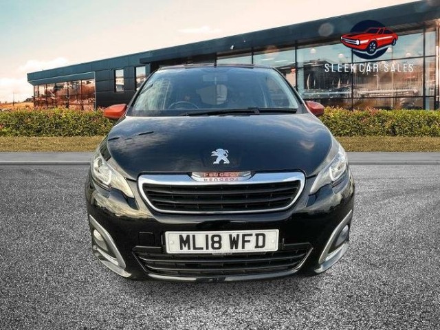 PEUGEOT 108 1.2 PureTech Roland Garros [Nav] 5dr