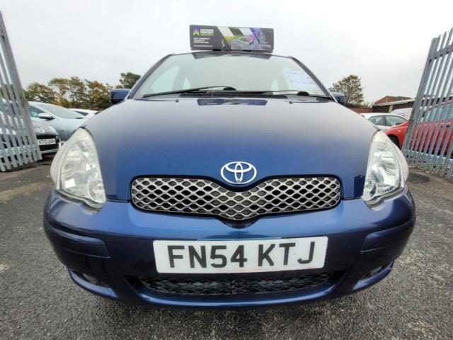 TOYOTA YARIS 1.0 VVT-i Blue 3dr