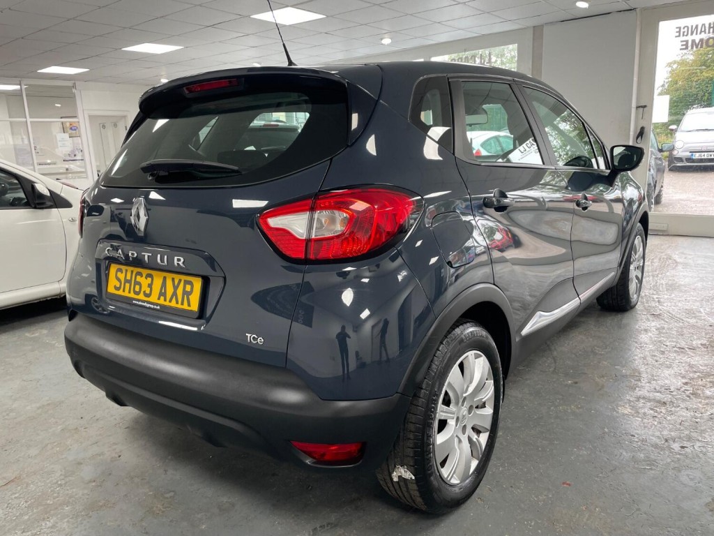 RENAULT CAPTUR