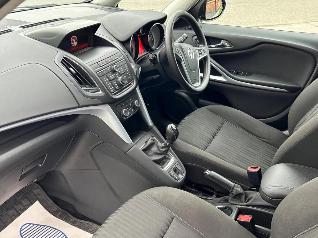 VAUXHALL ZAFIRA TOURER