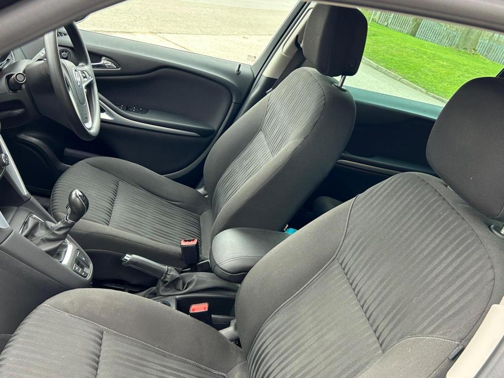 VAUXHALL ZAFIRA TOURER