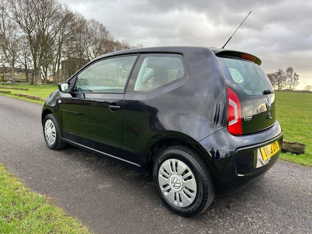 VOLKSWAGEN UP