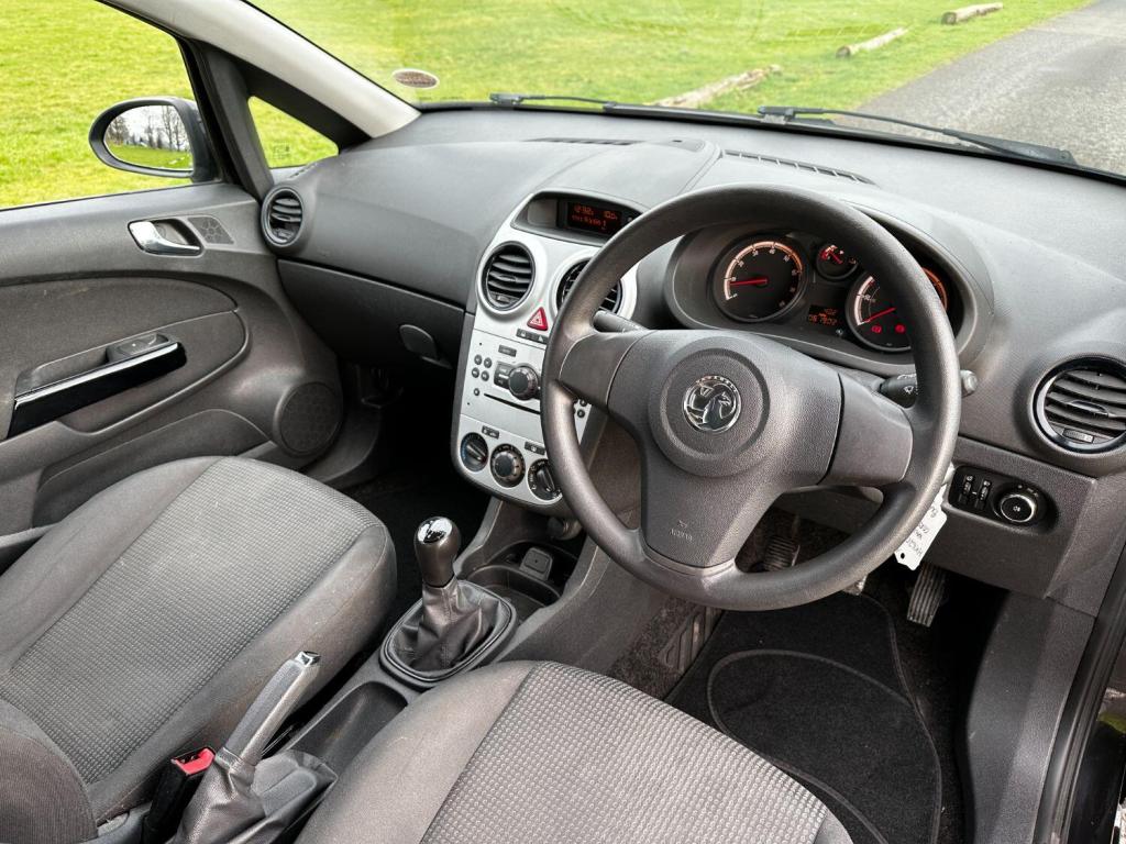 VAUXHALL CORSA
