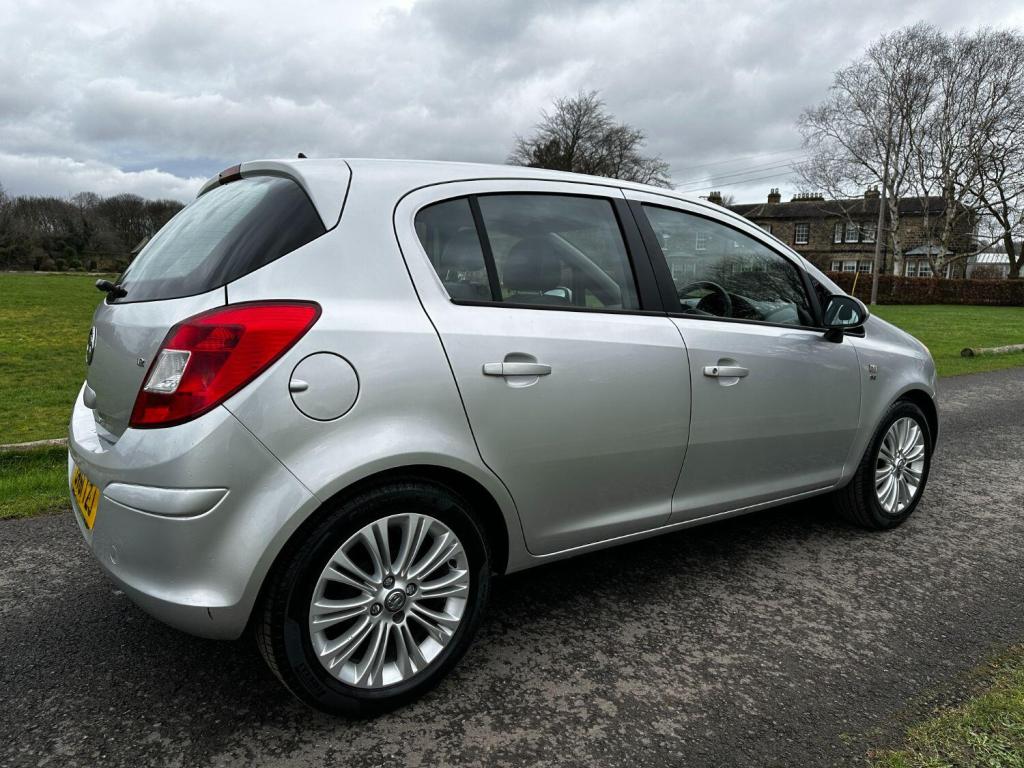 VAUXHALL CORSA