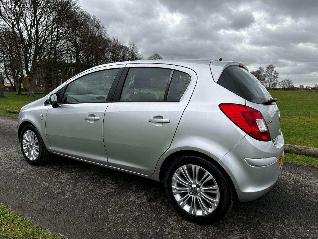VAUXHALL CORSA
