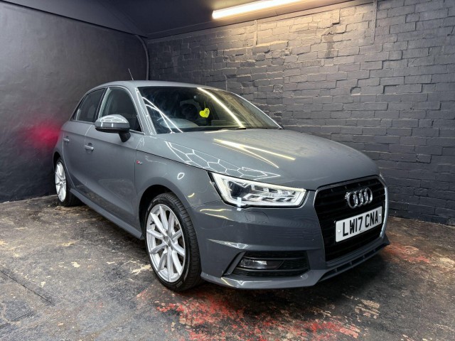 AUDI A1 1.4 TFSI S line