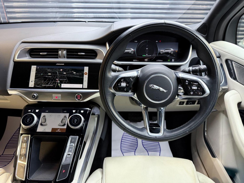 JAGUAR I-Pace