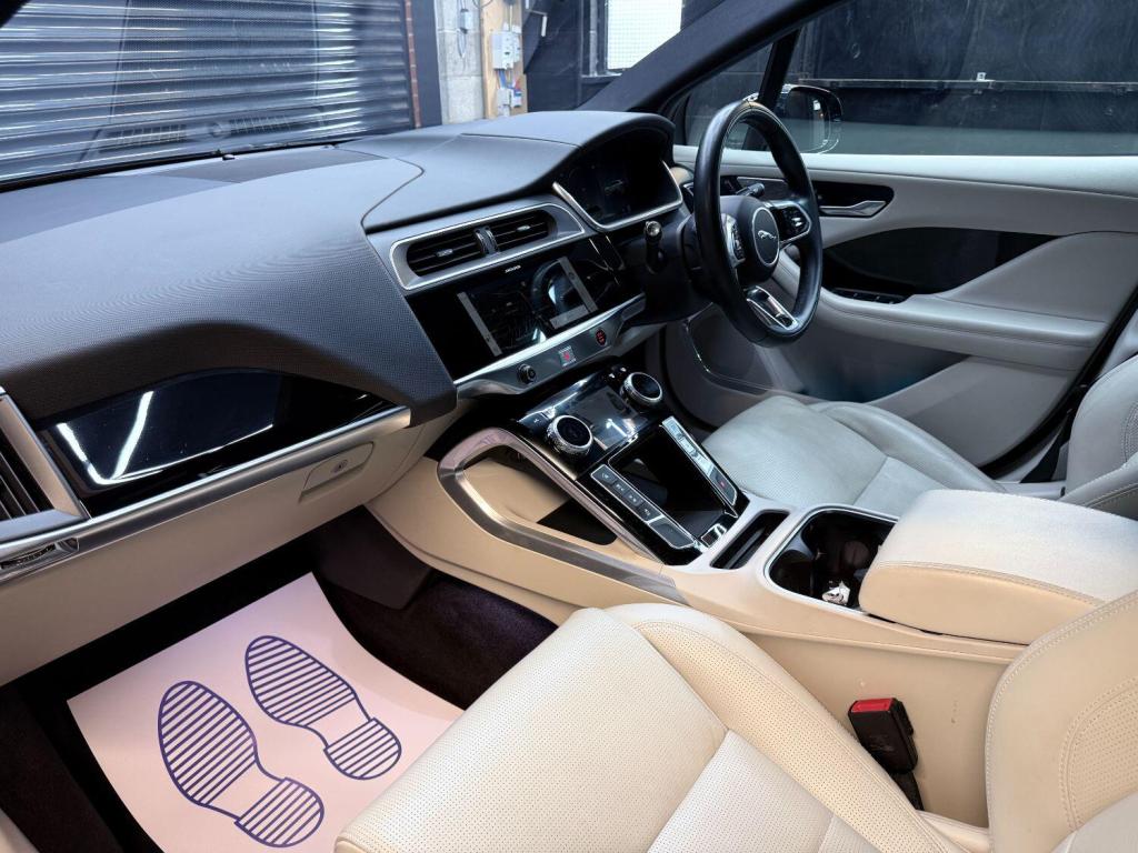 JAGUAR I-Pace