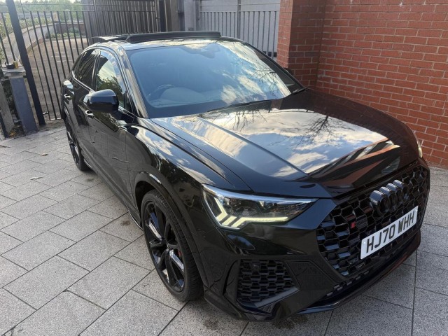 AUDI RS Q3