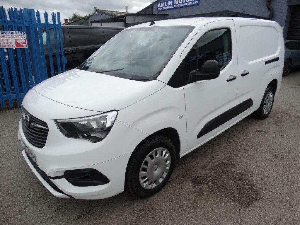 VAUXHALL COMBO 1.5 Turbo D 2300 Sportive L2 H1 Euro 6 4dr