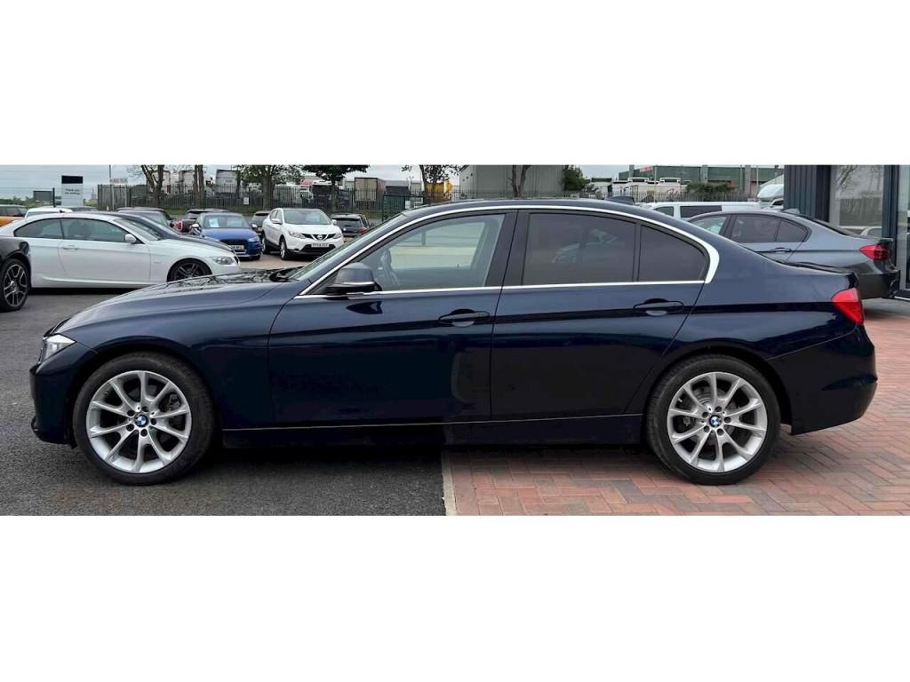 BMW 3 SERIES
