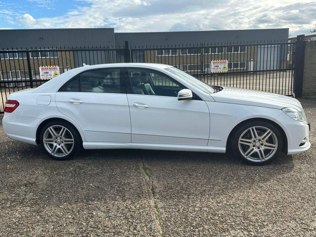 MERCEDES-BENZ E CLASS