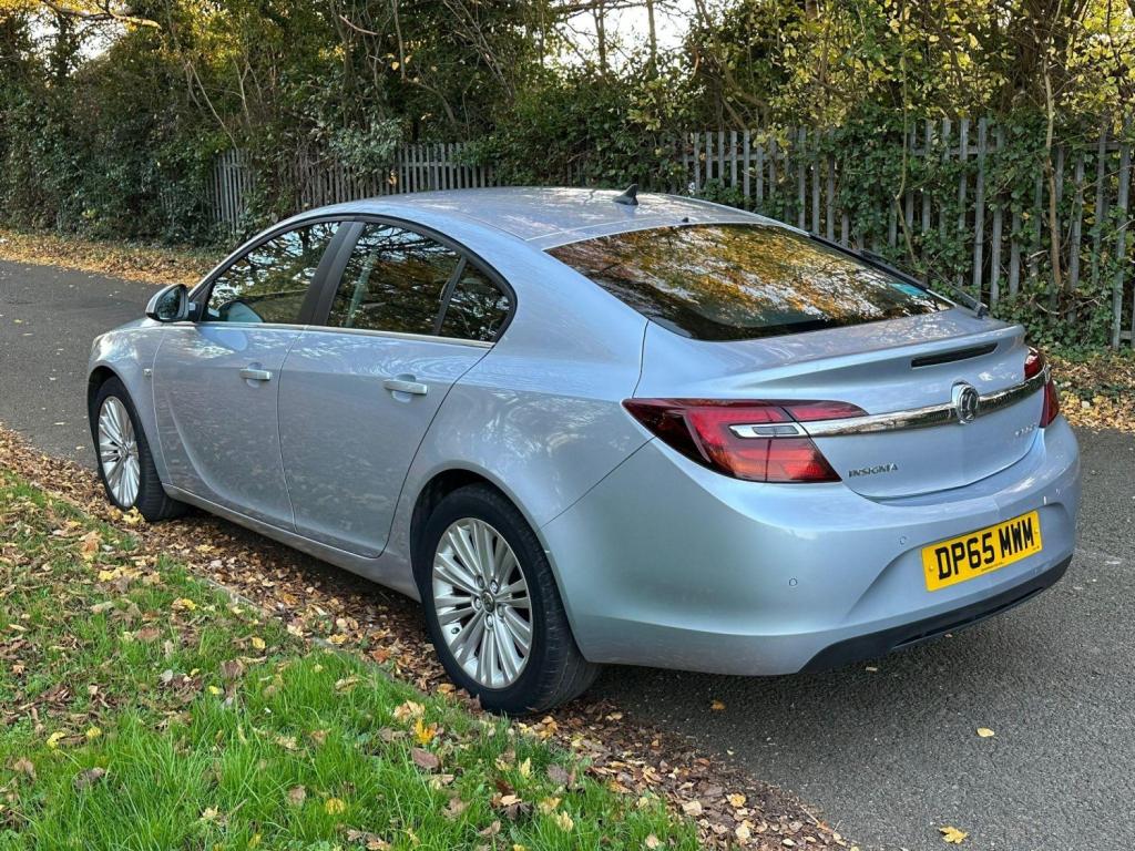 VAUXHALL INSIGNIA