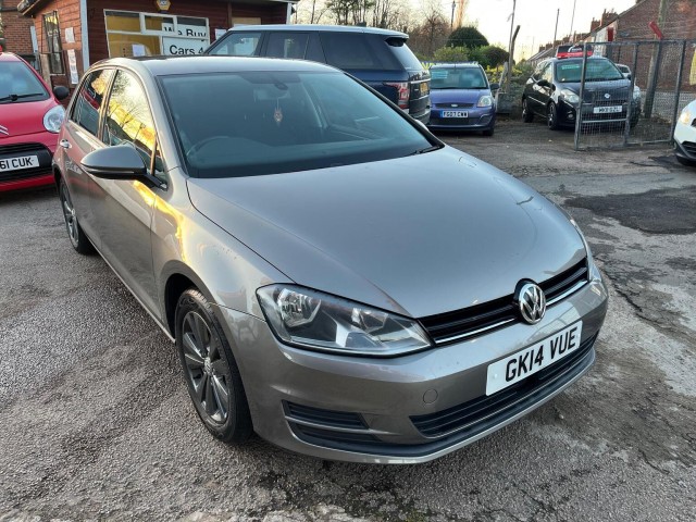 VOLKSWAGEN GOLF 1.6 TDI BlueMotion Tech SE Euro 5 (s/s) 5dr