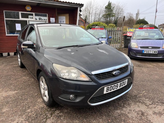 FORD FOCUS 1.6 Zetec 5dr