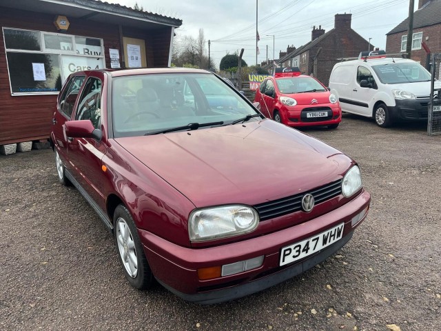 VOLKSWAGEN GOLF 1.6 GL 5dr