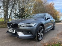 VOLVO V60 CROSS COUNTRY