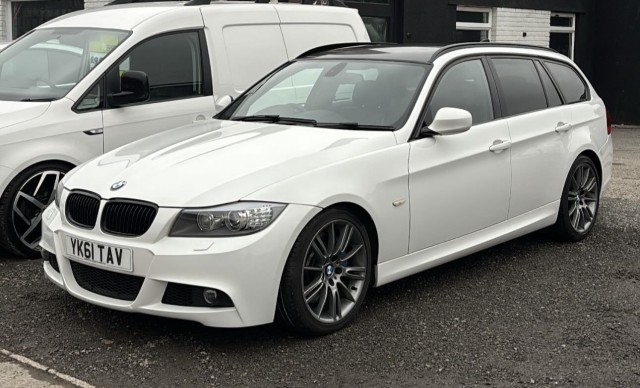 BMW 3 SERIES