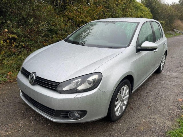 VOLKSWAGEN GOLF 1.4 TSI Match DSG Euro 5 5dr
