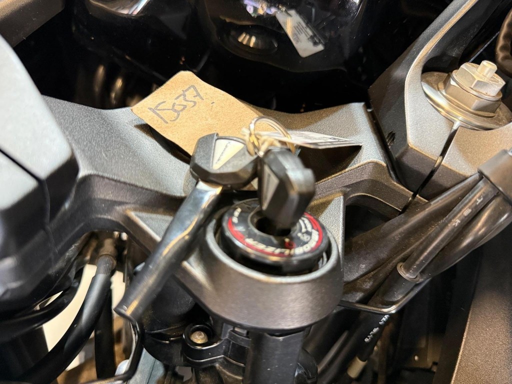 KAWASAKI NINJA 1000SX