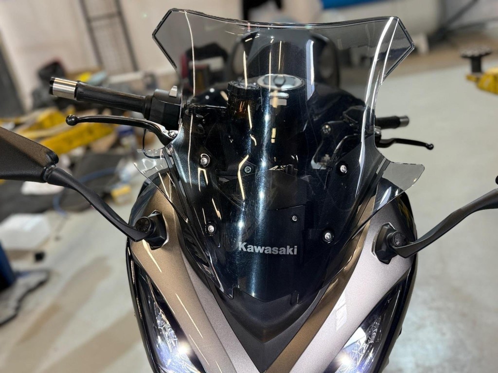 KAWASAKI NINJA 1000SX