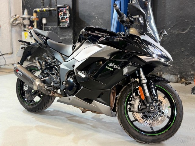 KAWASAKI NINJA 1000SX