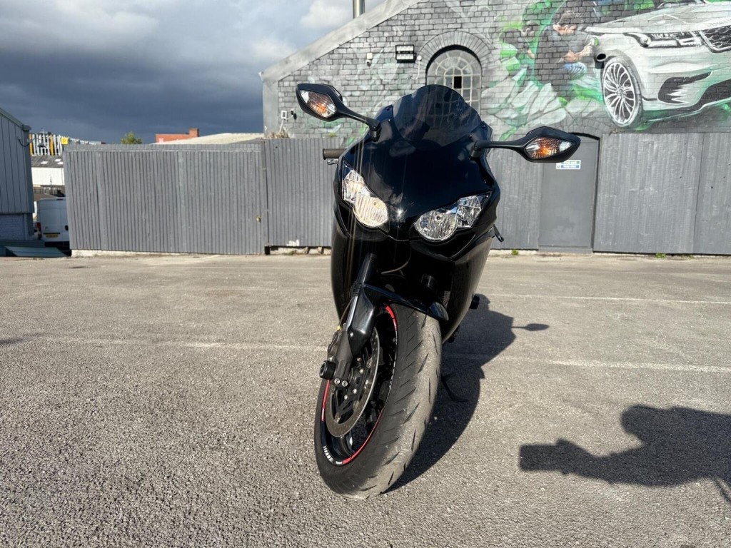 HONDA CBR1000RR Fireblade