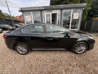 TOYOTA AVENSIS