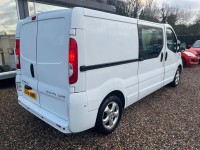 VAUXHALL VIVARO