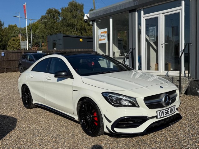MERCEDES-BENZ CLA