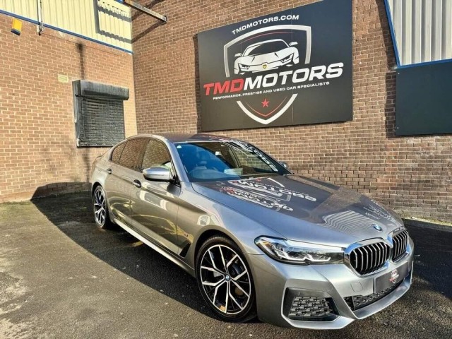 BMW 5 SERIES