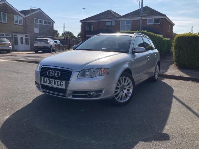 AUDI A4 AVANT 2.0 TDI SE 