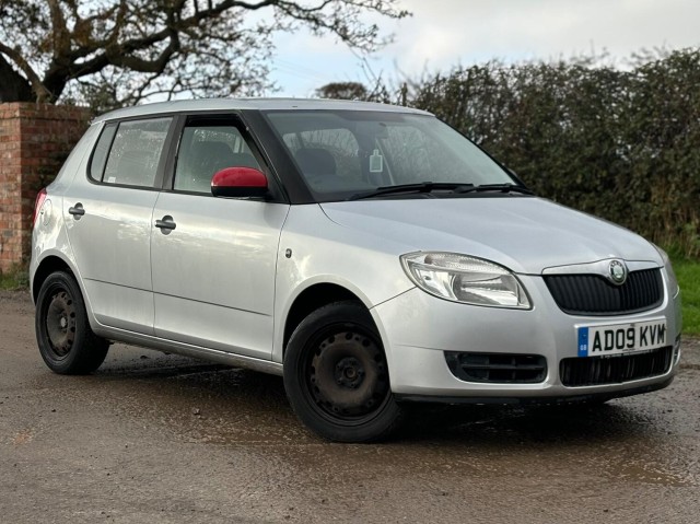 SKODA FABIA 1.2 HTP 12V 1 