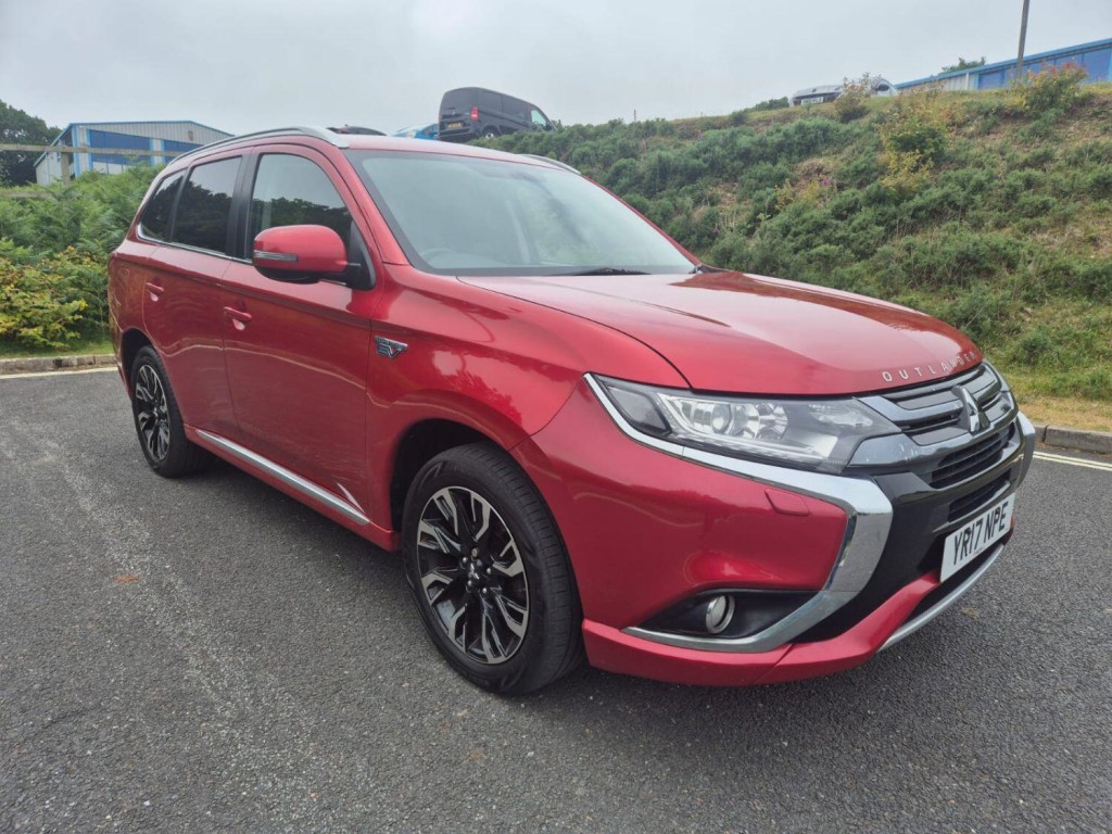 MITSUBISHI OUTLANDER 2.0 h 12kWh Kotu