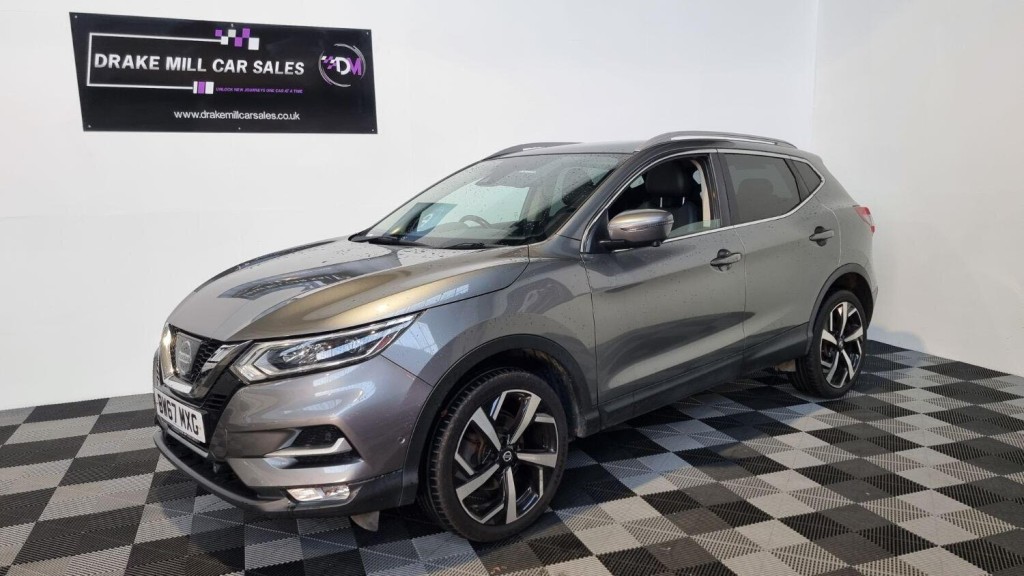 NISSAN QASHQAI 1.2 DIG-T Tekna