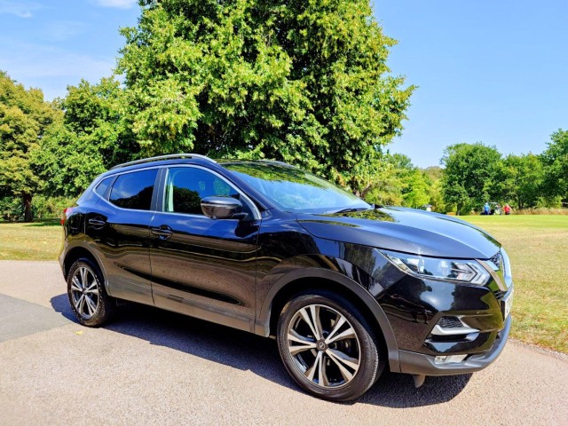 NISSAN QASHQAI 1.2 DIG-T N-Connecta