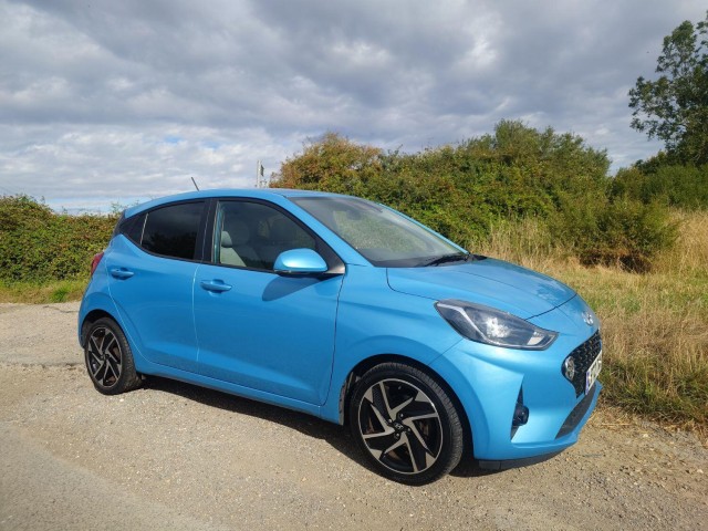 HYUNDAI I10 1.0 Premium