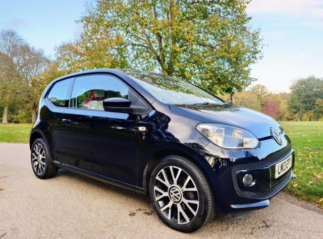 VOLKSWAGEN UP 1.0 High up!