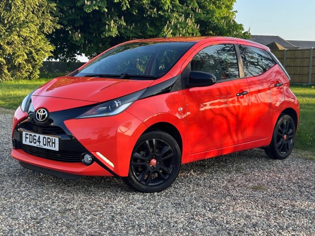 TOYOTA AYGO 1.0 VVT-i x-cite