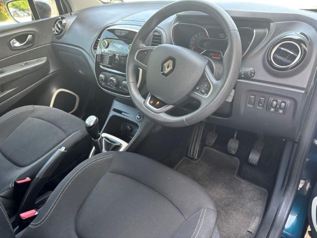 RENAULT CAPTUR