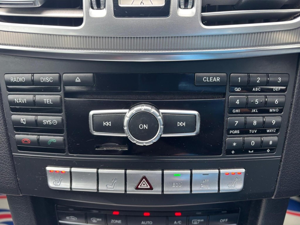 MERCEDES-BENZ E CLASS