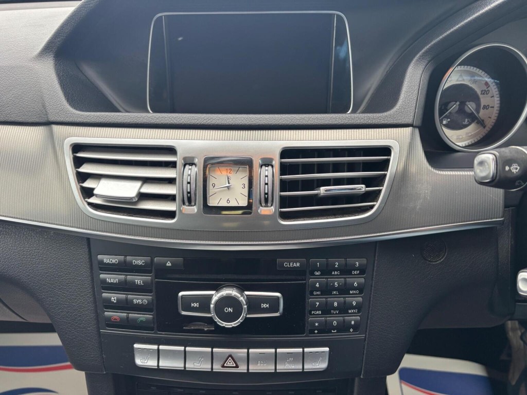 MERCEDES-BENZ E CLASS