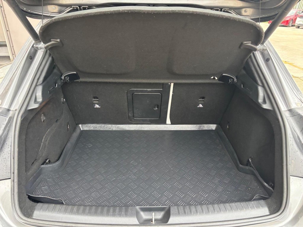 MERCEDES-BENZ GLA CLASS