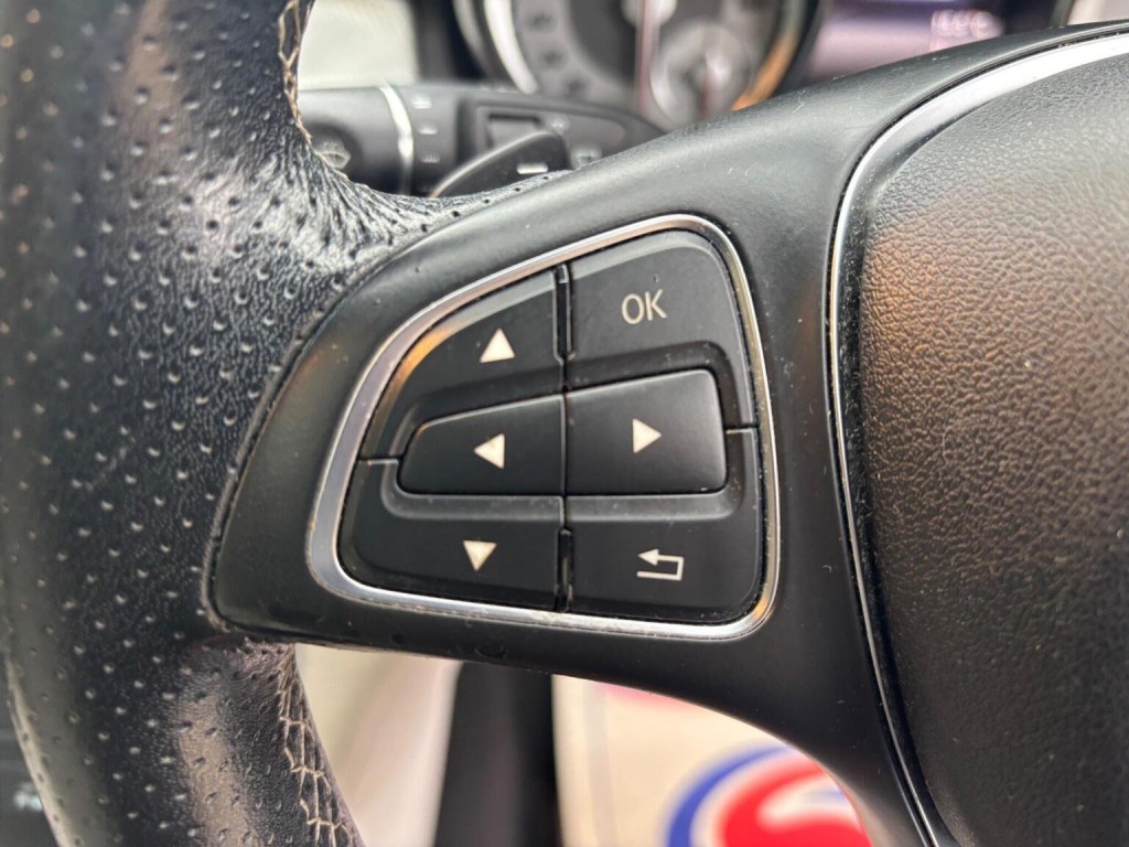 MERCEDES-BENZ GLA CLASS