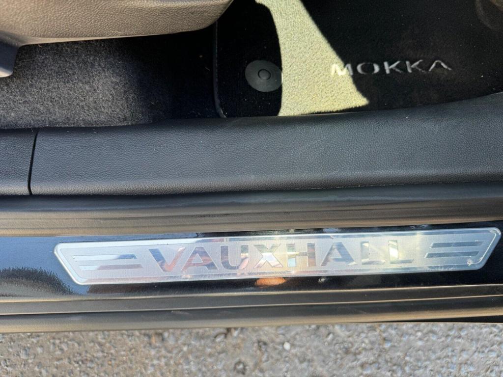 VAUXHALL MOKKA