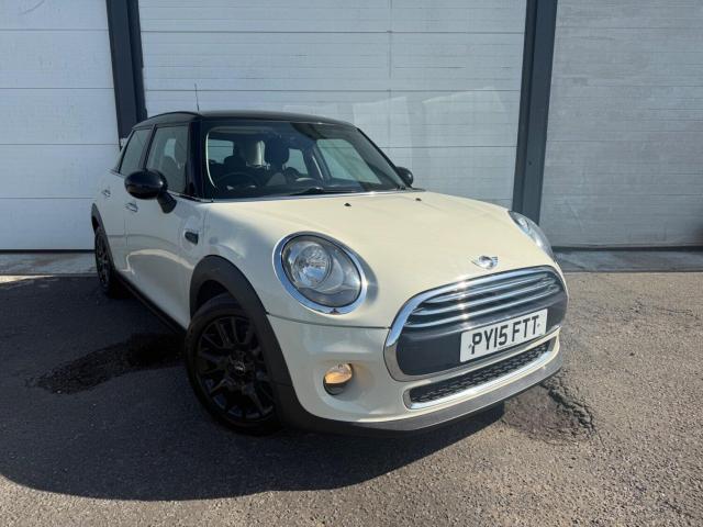 MINI HATCH 1.5 5-Door Hatch Cooper D